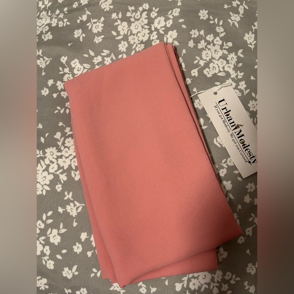 Pink chiffon scarf with tags